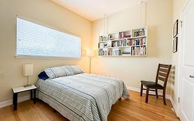 Relaxing 4-Br Oasis With Pool - Bb
